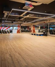 Gimnasio VivaGym Arroyomolinos Park imagen 11