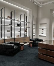 Bottega Veneta Milano Montenapoleone immagine 2