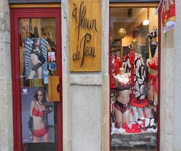 A Fleur de Peau image 2