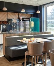 B&B HOTEL Saint-Denis Porte de Paris image 3