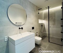 Nischendusche mit LED Spiegel rund