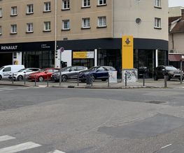Renault Etablissement Debarge image 10