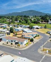 Foxfield Manufactured Home Community image 5