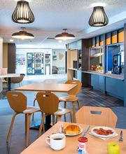 B&B HOTEL Angers Parc Expos image 10