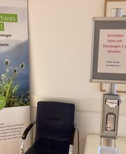 Arzt Praxis Rückenschmerzen u. Gelenkschmerzen München Pasing Bild 11