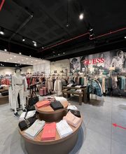 GUESS imagen 3