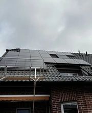 Sonne.nrw l Montage von Photovoltaikanlagen Balkonkraftwerken Bild 2