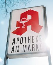 Aussenansicht der Apotheke am Markt