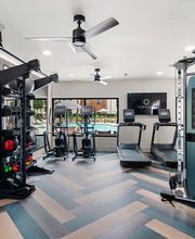 Huntington Glen image 14