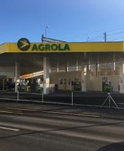 AGROLA Tankstelle in Spiez mit TopShop, überdacht mit mehreren Tanksäulen