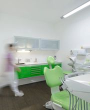 dr. med. dent. Nyffeler Tino Dr. - Studio Medico Dentistico Bild 12