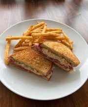 Sofra Breakfast & Lunch image 12