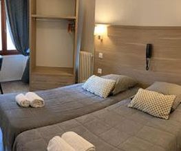 Hotel Du Cheval Blanc image 13