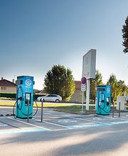 Bornes de recharge EVzen image 1