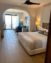 Magnified Vacations CruiseOne image 6