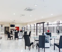 Opticien SECLIN Optical Center image 2