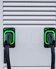 Shell Recharge Charging Station Bild 3