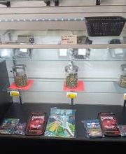 Exotic Strains Smoke N vape image 7