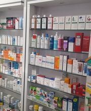 farmacia-jm-perez-jimenez-granada-interior-02.jpg