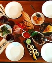 Volver - Café Tapas Vinos Bild 4