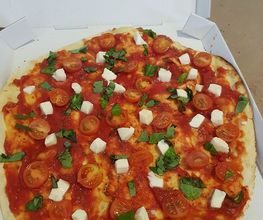 Dompierre Pizzas image 8