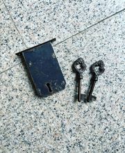 Möbelschlüssel nach Schloß