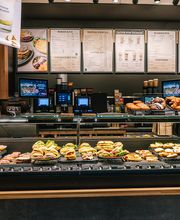 Junge Die Bäckerei. Bild 6