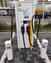 Shell Recharge Charging Station Bild 1