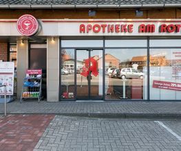 Aussenansicht der Apotheke am Rott