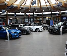 Auto-Zentrum West AG Bild 1