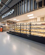 In unserem Backshop finden unsere Kunden von leckeren Süßspeisen über knusprige Brötchen und Brote alles, was das Herz begehrt