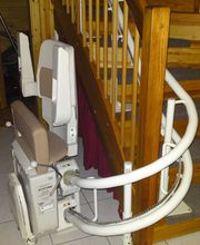 AGILAH Treppenliftsysteme Bild 5