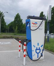 TotalEnergies Charging Station Bild 3