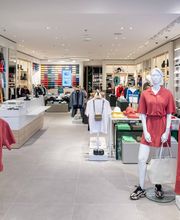 Lacoste Toulon Avenue 83 image 2