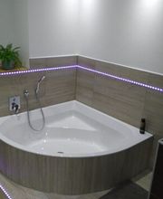 Bad mit LED Beleuchtung