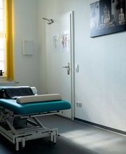 Böhnel Carolin Physiotherapie (Ärztehaus am Schwanenteich) Bild 3