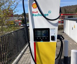 Shell Recharge Charging Station Bild 1