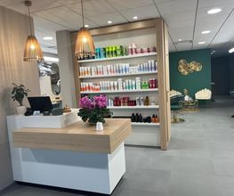 Arts Coiffure image 1