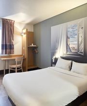 B&B HOTEL Paris Le Bourget image 1