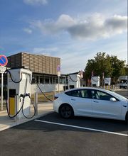 Shell Recharge Charging Station image 2