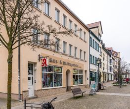 Aussenansicht der Rats- u. Stadtapotheke