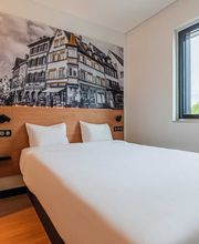 B&B HOTEL Colmar Expo image 1