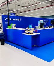 Umtausch / Rückgabe / Click & Collect alles im Eingangsbereich