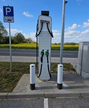 Shell Recharge Charging Station Bild 2