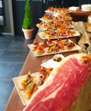 Volver - Café Tapas Vinos Bild 2