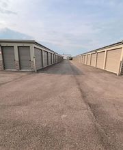 Ridgeview Storage image 1