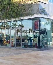 GUESS imagen 1