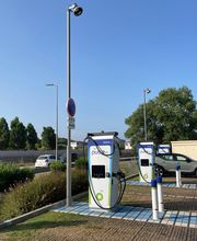 bp pulse Charging Station image 12