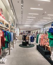 Lacoste Thiais Belle Epine image 7