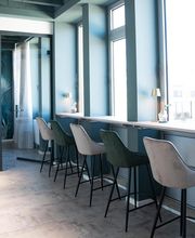 BUZZINLAB – The Club Office in Stuttgart: Eventlocation, Rooftop, Coworking Space, Tagungen, Workshops, Catering, Fotostudio, Podcast-Studio.